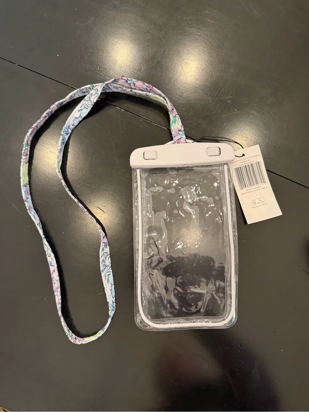 Vera Bradley Happy Hydrangeas Waterproof Clear Phone Pouch with Lanyard - NWT